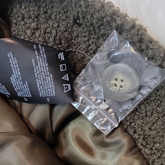 NOIZE | Miley Faux Shearling Sherpa Trucker Jacket - Picture 12 of 13